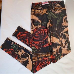Roses & Skulls leggings